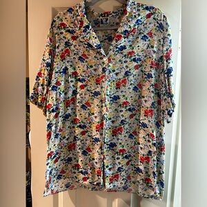 Yessica 46 Large button down floral top